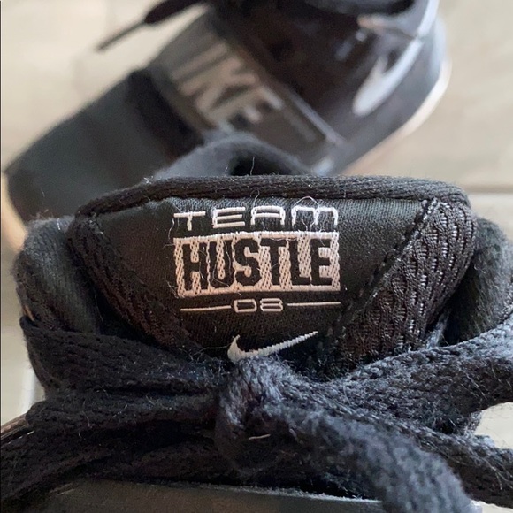 Little Boys Nike Hightop Basketball Shoes - Picture 5 of 9